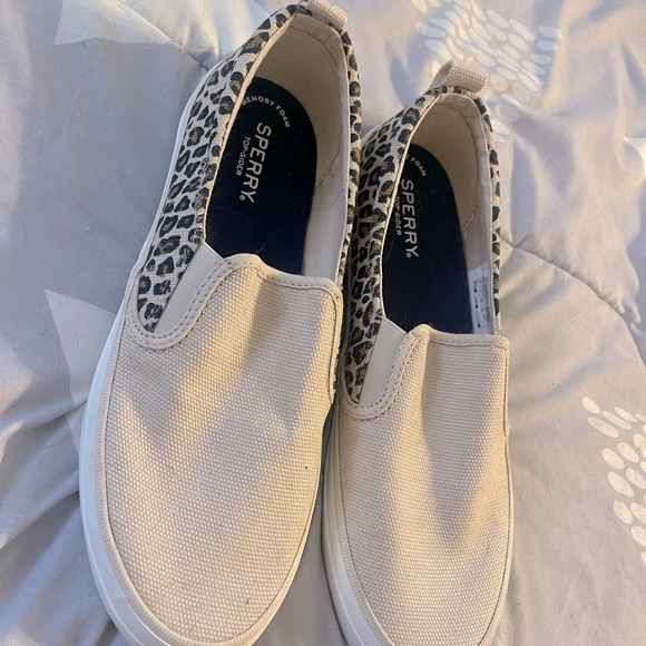 Sperry Crest Twin Gore - Picture 2 of 3